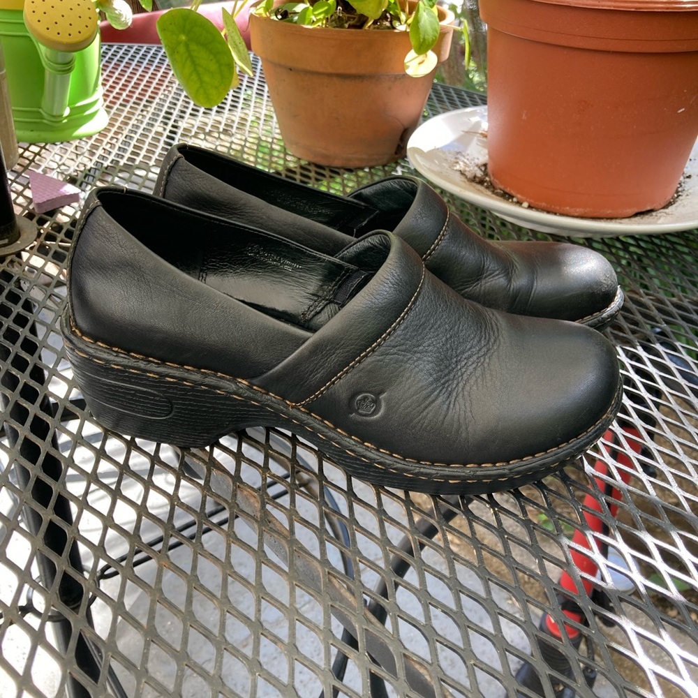 Born Clogs